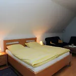 Kuryhof 3*