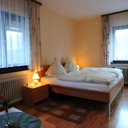 Kuryhof ゲストハウス 3*