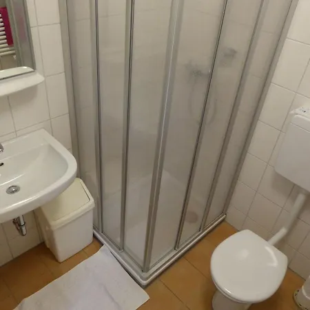 ゲストハウス Kuryhof