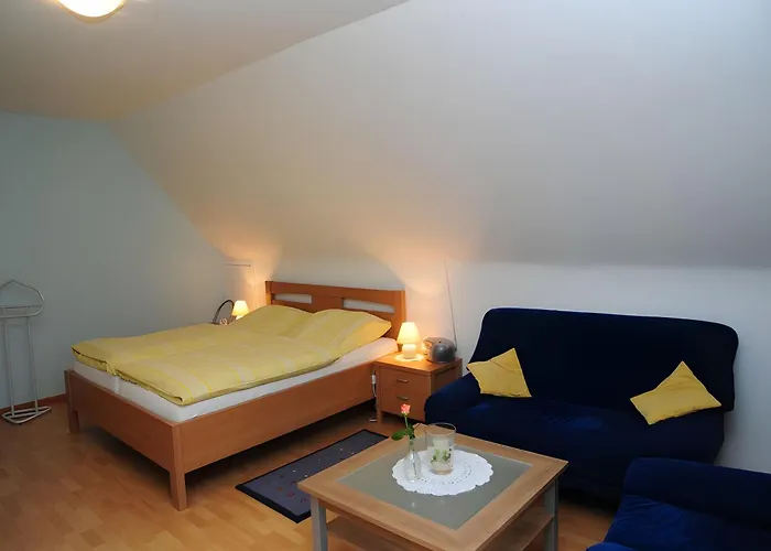 ゲストハウス Kuryhof 3*